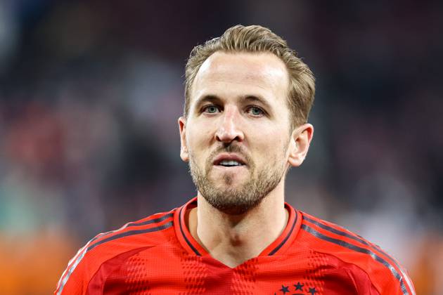 Harry Kane (FC Bayern Muenchen, 09) GER, FC Augsburg vs FC Bayern Muenchen, 1.Bundesliga Fussball, 28.Spieltag, 04.04.2025, Saison 2024 2025 DFB DFL REGULATIONS PROHIBIT ANY USE OF PHOTOGRAPHS AS IMAGE SEQUENCES AND OR QUASI-VIDEO GER, FC Augsburg vs FC Bayern Muenchen, 1.Bundesliga Fussball, 28.Spieltag, 04.04.2025, Saison 2024 2025 Augsburg Copyright: xEibner-Pressefoto RogerxBuerkex EP_RBE