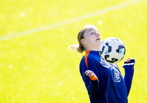 ZEIST - Lynn Wilms during a training session of the Dutch soccer players ahead of the Nations League match against Austria. ANP KOEN VAN WEEL xVIxANPxSportx xxANPxIVx 523922601 originalFilename: 523922601