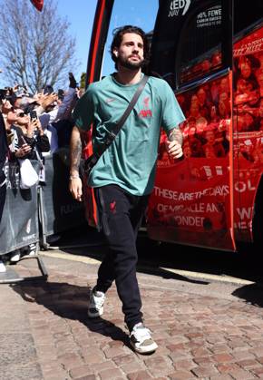 Fulham v Liverpool, English Premier League, Craven Cottage, Football, London, UK - 06 Apr 2025 Dominik Szoboszlai of Liverpool arrives at Craven Cottage ahead of the Premier League game against Fulham London Craven Cottage London GBR, UK NEWSPAPERS OUT Copyright: xMarkxGreenwoodx