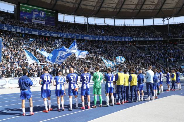 12.04.2025, xtgx, Fussball - 2.Bundesliga, Hertha BSC Berlin - SV Darmstadt 98 emspor, v.l. Hertha enttaeuscht, schaut enttaeuscht, niedergeschlagen, disappointed (DFL DFB REGULATIONS PROHIBIT ANY USE OF PHOTOGRAPHS as IMAGE SEQUENCES and or QUASI-VIDEO) Berlin