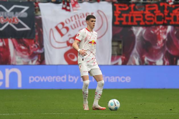 19.04.2025, xgox, Fussball 1. Bundesliga, RB Leipzig - Holstein Kiel emspor, v.l. Kosta Nedeljkovic (Leipzig, 21) (DFL DFB REGULATIONS PROHIBIT ANY USE OF PHOTOGRAPHS as IMAGE SEQUENCES and or QUASI-VIDEO) Leipzig