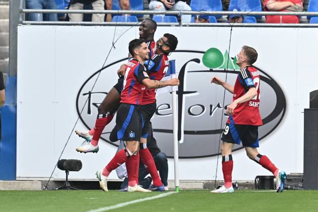 Fussball I Herren I Saison 2024-2025 I 2. Bundesliga I 32. Spieltag I SV Darmstadt 98 - Hamburger SV I 03.05.2025 Jean-Luc Dompà (7, Hamburger SV) erzielt das 0:3 Darmstadt Böllenfalltor Hessen Deutschland Copyright: xLobeca MaraxWolfx