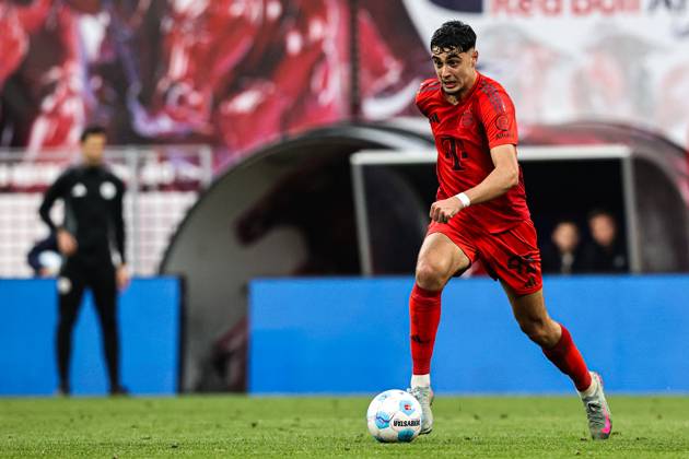 Aleksandar Pavlovic (FC Bayern München,45) - 1. Fussball Bundesliga Saison 2024-2025 Punktspiel RB Leipzig vs. FC Bayern München in der Red Bull Arena in Leipzig - Freisteller,Aktion,Fussball,Deutschland,Mann,Männer,03.05.2025