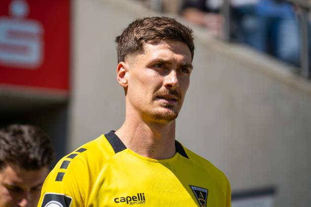 Danilo Wiebe (Alemannia Aachen, 28) TSV Alemannia Aachen vs. 1. FC Saarbruecken, Fussball, 3. Liga, 37. Spieltag, Saison 2024 2025, 10.05.2025 DFB REGULATIONS PROHIBIT ANY USE OF PHOTOGRAPHS AS IMAGE SEQUENCES AND OR QUASI-VIDEO TSV Alemannia Aachen vs. 1. FC Saarbruecken, Fussball, 3. Liga, 37. Spieltag, Saison 2024 2025, 10.05.2025 Aachen Copyright: xEibner-Pressefoto JustinxDerondex EP_JDU