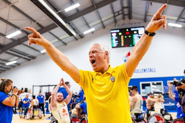 17.05.2025, GER, Rollstuhlbasketball, Maenner Frauen, Saison 24 25, 1.Bundesliga, PlayOff Finale, RSB Thuringia Bulls - RSV Lahn-Dill Im Bild Lutz Lessmann (RSB Thuringia Bulls) Die Mannschaft der Thuringia Bulls schlägt im zweiten PlayOff Spiel erneut die Gastmannschaft vom RSV Lahn-Dill und gewinnt somit die Saison 24 25 - Deutsche Meisterschaft Deutscher Meister 99189 Elxleben Fit-In Freizeitanlage Sporthal Thueringen Deutschland