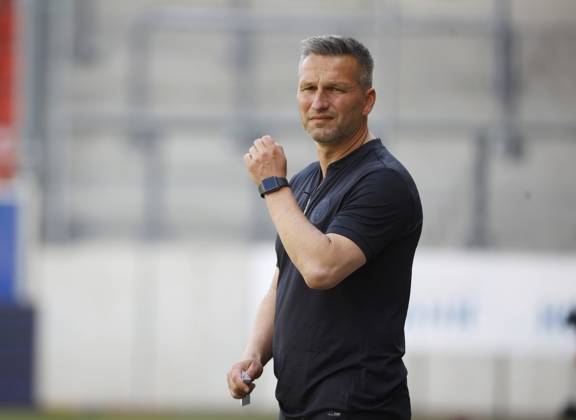 240525 Halle Saale Sachsen Anhalt Leuna Chemie Stadion Fußball Hallescher FC Halle HFC Regionalliga Nordost 4. Liga Männer Saison 2024 2025 Landespokal FSA Finale Pokalfinale 2025 Hallescher FC - 1. FC Lok Stendal Jörn Schulz Trainer (FC Lok Stendal)
