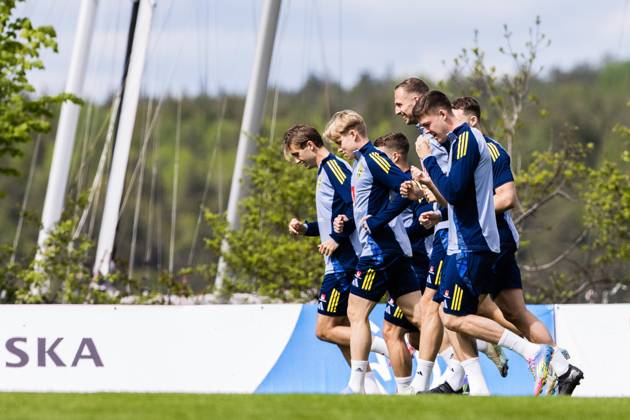 250528 Players of the Swedish men s national football team during a training session on May 28, 2025 in Stockholm. Photo: Kenta Jönsson BILDBYRAN COP 210 KJ0245 fotboll football soccer fotball landskamp träning practice training sverige sweden sverige a bbeng Copyright: KENTAxJÖNSSON BB250528KJ026