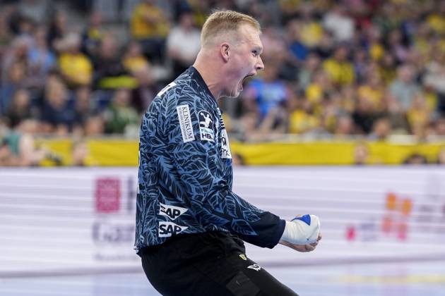 David Späth (Torwart, RNL, 29), Einzelbild, Einzelfoto, Aktion, Action, Jubel, jubeln, jubelt, celebration, Freude, freuen, freut sich, zuversichtlich, optimistisch, positiv, Spielszene, 29.05.2025, Mannheim (Deutschland), Handball, Bundesliga, Rhein-Neckar Löwen - TVB Stuttgart