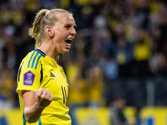 250603 Stina Blackstenius of Sweden celebrates after scoring 5-1 during the Women s Nations League football match between Sweden and Denmark on June 3, 2025 in Stockholm. Photo: Emma Wallskog BILDBYRAN COP 320 JM0698 fotboll football soccer fotball nations league uefa womens nations league sverige sweden danmark denmark dam bbeng jubel Copyright: EMMAxWALLSKOG BB250603EW048