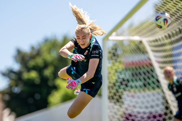 250629 Goalkeeper Selma Panengstuen of the Norwegian women s national football team during a training session ahead of the UEFA Women s Euro 2025 on June 29, 2025 in Neuchatel. Photo: Vegard Grott BILDBYRAN kod VG VG0774 bbeng fotboll football soccer fotball fotbolls-em fotball em europamästerskap em uefa womens euro em 2025 träning practice training trening norge norway dam day -3 Copyright: VEGARDxGRoTT BB250629VG012