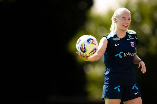 250630 Thea Bjelde of the Norwegian women s national football team during a training session ahead of the UEFA Women s Euro 2025 on June 30, 2025 in Neuchatel. Photo: Vegard Grott BILDBYRAN kod VG VG0775 bbeng fotboll football soccer fotball fotbolls-em fotball em europamästerskap em uefa womens euro em 2025 träning practice training trening norge norway dam day -2 Copyright: VEGARDxGRoTT BB250630VG037