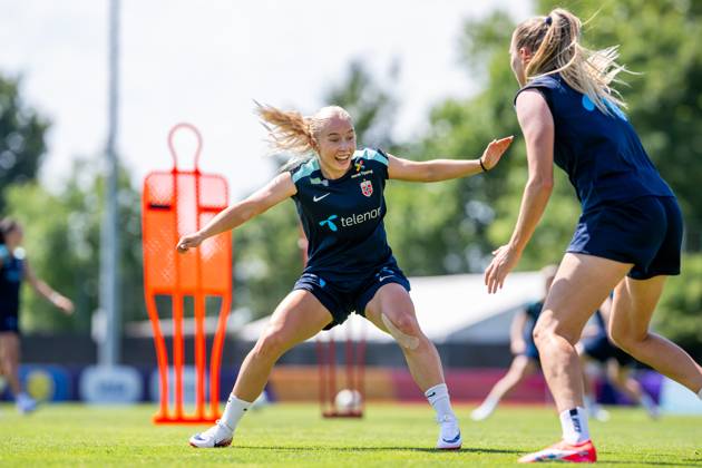250630 Thea Bjelde of the Norwegian women s national football team during a training session ahead of the UEFA Women s Euro 2025 on June 30, 2025 in Neuchatel. Photo: Vegard Grott BILDBYRAN kod VG VG0775 bbeng fotboll football soccer fotball fotbolls-em fotball em europamästerskap em uefa womens euro em 2025 träning practice training trening norge norway dam day -2 Copyright: VEGARDxGRoTT BB250630VG039