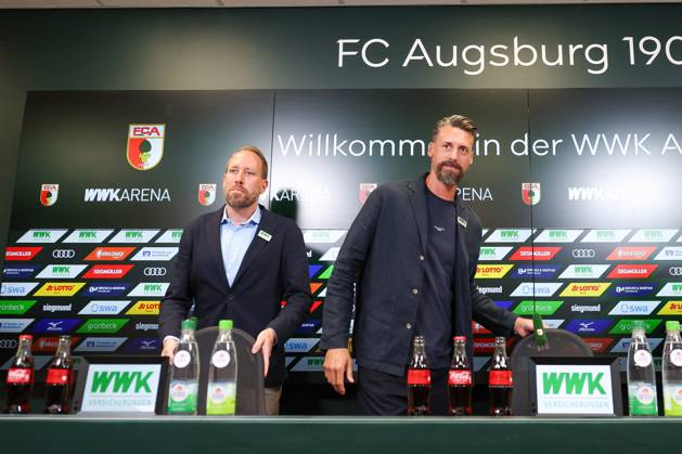 , Geschaeftsfuehrer Finanzen Michael Stroell (FC Augsburg), Vorstellung Chef-Trainer Sandro Wagner, FC Augsburg, Fussball, 1. Bundesliga, 07.07.2025 DFB regulations prohibit any use of photographs as image sequences and or quasi-video Augsburg Bayern Deutschland