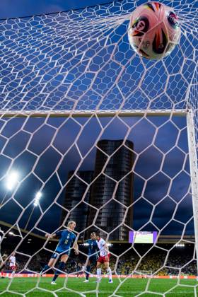 250708 Stina Blackstenius of Sweden celebrates after 0-1 during the UEFA Women s Euro 2025 group stage football match between Poland and Sweden on July 8, 2025 in Luzern. Photo: Mathias Bergeld BILDBYRAN kod MB LT0707 fotboll football soccer fotball fotbolls-em europamästerskap em uefa womens euro uefa womens european football championship womens euro 2025 dam kvinner women polen sverige sweden poland 7 bbeng jubel Copyright: MATHIASxBERGELD BB250708MB139