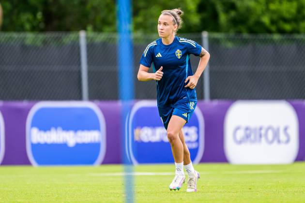 250716 Julia Zigiotti Olme of the Swedish women s national football team at a training session during the UEFA Women s Euro 2025 Championship on July 16, 2025 in Cam. Photo: Ludvig Thunman BILDBYRAN kod LT LT0720 fotboll football soccer fotball fotbolls-em europamästerskap em uefa womens euro uefa womens european football championship womens euro 2025 dam kvinner women träning practice training sverige sweden day 15 bbeng Copyright: LUDVIGxTHUNMAN BB250716LT016