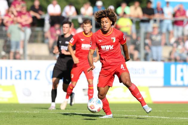Han-Noah Massengo 4 (FC Augsburg), FC Augsburg vs. FC Memmingen, Fussball, Testspiel, 18.07.2025 Memmingen Bayern Deutschland