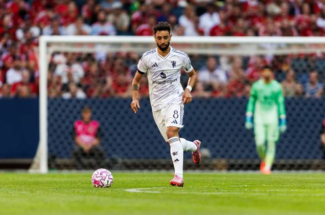250719 Bruno Fernandes of Manchester United, ManU during the friendly football match between Manchester United and Leeds United on July 19, 2025 in Stockholm. Photo: Tobias Sterner BILDBYRAN COP 254 TS0371 fotboll football soccer fotball träningsmatch friendly match manchester united leeds united bbeng Copyright: TOBIASxSTERNER BB250719TS033