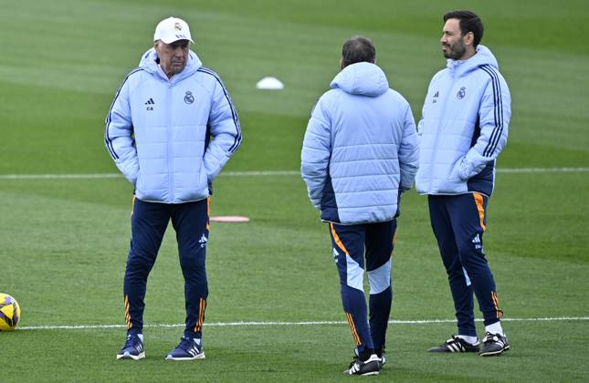 Training session of Real Madrid MADRID, SPAIN - FEBRUARY 28: Head Coach of Real Madrid Carlo Ancelotti leads training session at Valdebebas facilities ahead of LaLiga 26th week football match against Real Betis in Madrid, Spain on February 28, 2025. Madrid Spain. Editorial use only. Please get in touch for any other usage.  Copyright: x2025xAnadoluxBurakxAkbulutx