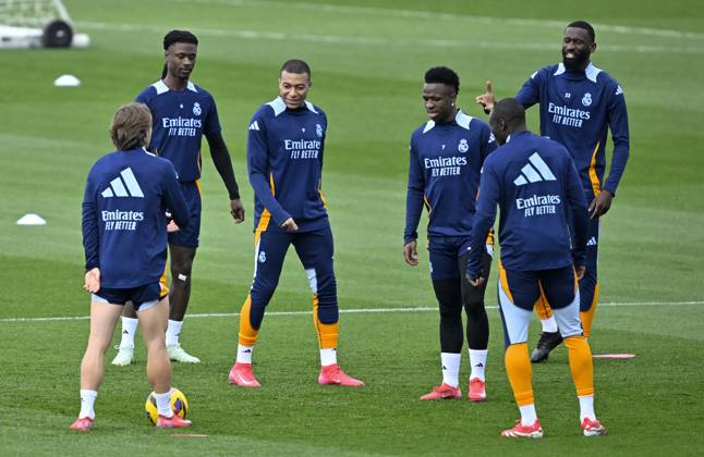 Training session of Real Madrid MADRID, SPAIN - FEBRUARY 28: Luka Modric (L), Eduardo Camavinga (2nd L), Kylian Mbappe (3rd L), Vinicius Junior (2nd R) ve Antonio Rudiger of Real Madrid attend training session at Valdebebas facilities ahead of LaLiga 26th week football match against Real Betis in Madrid, Spain on February 28, 2025. Madrid Spain. Editorial use only. Please get in touch for any other usage.  Copyright: x2025xAnadoluxBurakxAkbulutx