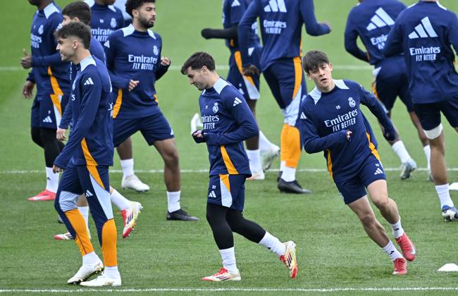 Training session of Real Madrid MADRID, SPAIN - FEBRUARY 28: Raul Asencio (L), Brahim Diaz (C) and Arda Guler (R) of Real Madrid attend training session at Valdebebas facilities ahead of LaLiga 26th week football match against Real Betis in Madrid, Spain on February 28, 2025. Madrid Spain. Editorial use only. Please get in touch for any other usage.  Copyright: x2025xAnadoluxBurakxAkbulutx