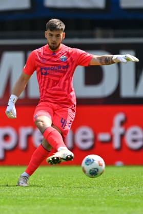 Paderborn, Home Deluxe Arena, 02.08.25, GER, Herren, 2.Bundesliga, Saison 2025-2026, SC Paderborn 07 - KSV Holstein Kiel Bild: Torwart Dennis SEIMEN (Paderborn) DFL regulations prohibit any use of photographs as image sequences and or quasi-video. NRW Deutschland