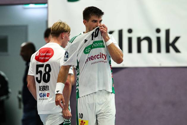 Renars Uscins (TSV Hannover-Burgdorf,10) - 1. Handball Bundesliga Saison 2025-2026 Testspiel HG 85 Köthen vs. SC Magdeburg in der Heinz-Fricke-Sporthalle in Köthen - Aktion,Handball,Mann,Männer,Deutschland,02.08.2025
