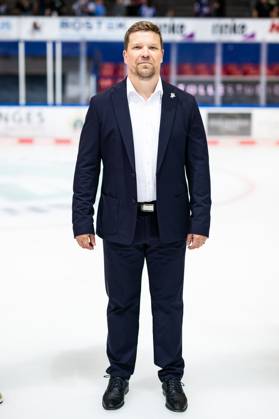 Jannu Kujala (Co-Trainer, Assistant Coach, Performance Coach, Iserlohn Roosters), GER, erstes gemeinsames Eistraining der Iserlohn Roosters, Eishockey, Penny-DEL, Saisonvorbereitung, Spielzeit 2025 2026, 09.08.2025, GER, erstes gemeinsames Eistraining der Iserlohn Roosters, Eishockey, Penny-DEL, Saisonvorbereitung, Spielzeit 2025 2026, 09.08.2025 Iserlohn Copyright: xJonasxBrockmann Eibner-Pressefotx EP_JBN