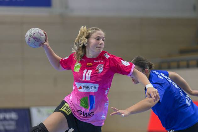 Viktoria Marksteiner (Halle, 10), SV Union Halle-Neustadt - HC Leipzig, Handball Frauen, Bundesliga, Halle (Saale) Cup, Finale, Saison 2025 26, 16.08.2025 Halle SWH Arena Sachsen-Anhalt Deutschland