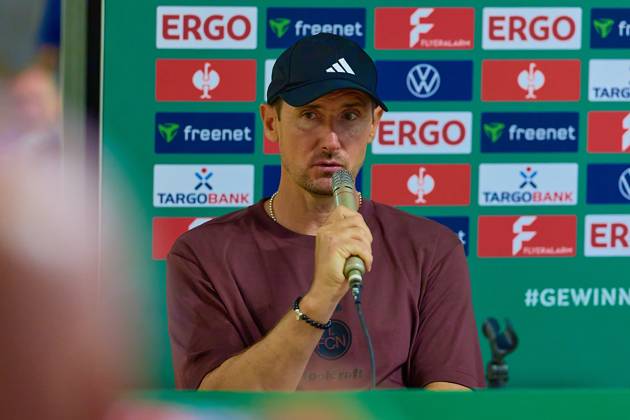 Miroslav Klose (1.FC Nuernberg, Chef-Trainer) in der Pressekonferenz nach dem Spiel GER, FV Illertissen 1921 e.V. vs 1. FC Nuernberg, Fussball, Herren DFB Pokal, 1. Runde, Saison 2025 2026, 16.08.2025 DFB regulations prohibit any use of photographs as image sequences and or quasi-video GER, FV Illertissen 1921 e.V. vs 1. FC Nuernberg, Fussball, Herren DFB Pokal, 1. Runde, Saison 2025 2026, 16.08.2025 Illertissen Copyright: xEibner-Pressefoto GeraldxOelze-dx EP_ODS