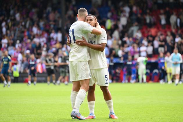 Crystal Palace v Nottingham Forest - Premier League Nikola Milenkovic of Nottingham Forest and Murillo of Nottingham Forest hug after the final whistle during the Premier League match between Crystal Palace and Nottingham Forest at Selhurst Park in London, England, on August 24, 2025. London Greater London United Kingdom Copyright: xMIxNewsx originalFilename:fletcher-crystalp250824_npLXq