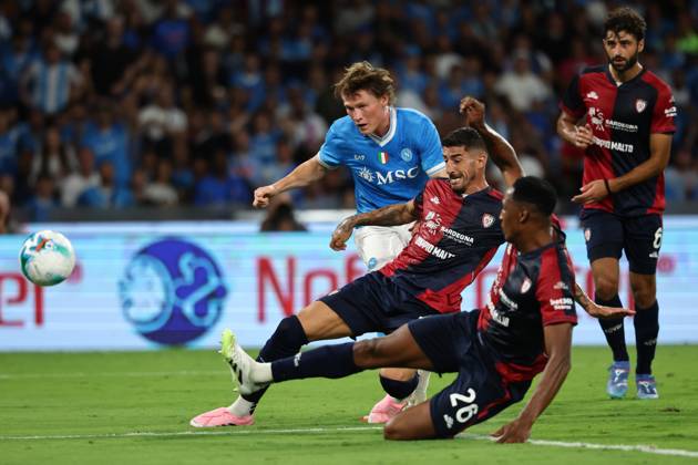 Scott McTominay of SSC Napoli in action during the Serie A football match between SSC Napoli and Cagliari Calcio at Diego Armando Maradona stadium in Naples (Italy), August 30th, 2025. CesarexPurini