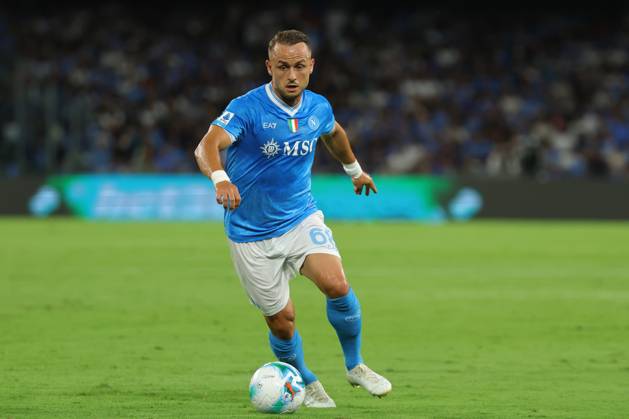 Napoli™s Stanislav Lobotka during the Serie A soccer match between Napoli and Cagliari at the Diego Armando Maradona Stadium in Naples, southern italy - Saturday , August 30 , 2025. - Soccer . Copyright: xAlessandroxGarofalo LaPressex