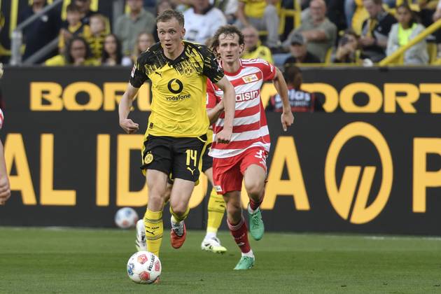 v. li. im Kampf um den Ball Maximilian Beier (Dortmund 14) Alex Král (Berlin 33) 31.08.2025 Fussball Borussia Dortmund vs 1. FC Union Berlin, Signal Iduna Park, Dortmund, DFB DFL REGULATIONS PROHIBIT ANY USE OF PHOTOGRAPHS AS IMAGE SEQUENCES AND OR QUASI-VIDEO