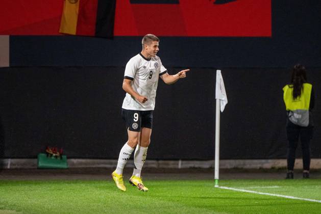Fußball, Nachwuchs, Saison 2025 26, U21, U 21 EM-Qualifikation (Gruppe F 3. Spieltag) in Rostock, Deutschland - Lettland, Nicolo Tresoldi (U21, Deutschland), Jubel nach Tor zum 3:0, 09.09. 2025, Copyright: xMatthiasxKochx