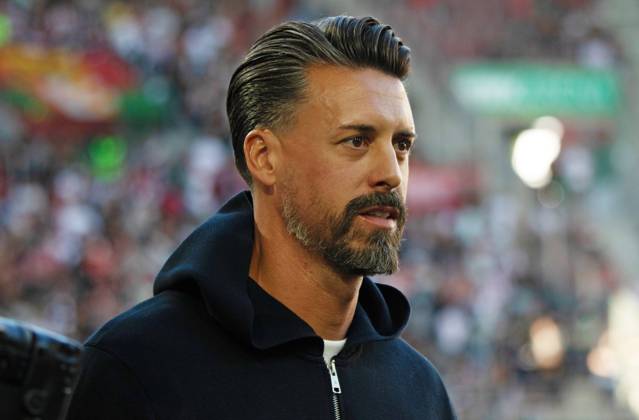 30.08.25 FC Augsburg - FC Bayern München Deutschland, Augsburg, 30.08.2025, Fussball, Bundesliga, FC Augsburg - FC Bayern München (2:3): Sandro Wagner (Trainer FC Augsburg).