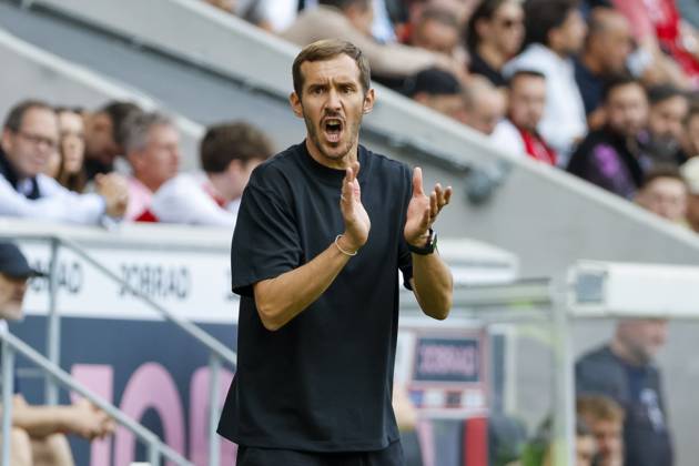 Julian Schuster (SC Freiburg, Trainer) , Deutschland, Fussball, 1. Bundesliga, 3.Spieltag, 2025 2026, SC Freiburg vs. VfB Stuttgart, 13.09.2025, Europa-Park Stadion, Freiburg im Breisgau, Deutschland Freiburg im Breisgau Europa-Park Stadion Baden-Württemberg Deutschland Copyright: xGrantxHubbsx