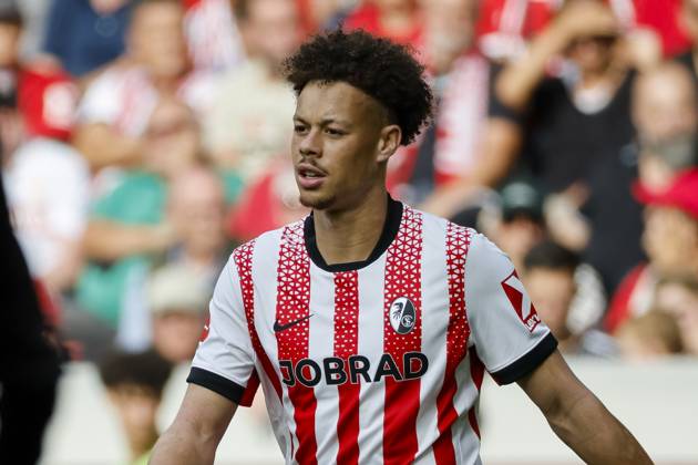 Derry Scherhant (SC Freiburg, 07) , Deutschland, Fussball, 1. Bundesliga, 3.Spieltag, 2025 2026, SC Freiburg vs. VfB Stuttgart, 13.09.2025, Europa-Park Stadion, Freiburg im Breisgau, Deutschland Freiburg im Breisgau Europa-Park Stadion Baden-Württemberg Deutschland Copyright: xGrantxHubbsx