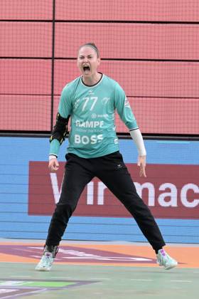 Sara Suba (TusSies Metzingen, 77) im Tor TusSies Metzingen vs. BSV Sachsen Zwickau, Handball, Alsco HBF, 3.Ligaspieltag, Saison 2025 2026, 13.09.2025 TusSies Metzingen vs. BSV Sachsen Zwickau, Handball, Alsco HBF, 3.Ligaspieltag, Saison 2025 2026, 13.09.2025 Tuebingen Copyright: xEibner-Pressefoto TobiasxBaurx EP_TBR