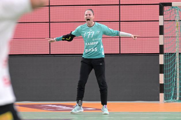 Sara Suba (TusSies Metzingen, 77) im Tor TusSies Metzingen vs. BSV Sachsen Zwickau, Handball, Alsco HBF, 3.Ligaspieltag, Saison 2025 2026, 13.09.2025 TusSies Metzingen vs. BSV Sachsen Zwickau, Handball, Alsco HBF, 3.Ligaspieltag, Saison 2025 2026, 13.09.2025 Tuebingen Copyright: xEibner-Pressefoto TobiasxBaurx EP_TBR