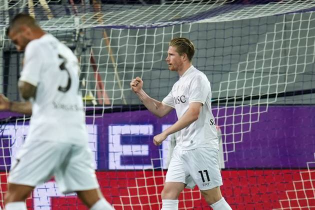 Napoli s Kevin De Bruyne celebrates after scoring the 0-1 goal for his team during the Serie A soccer match between Fiorentina and Napoli at the Artemio Franchi Stadium in Florence, north Italy - Saturday, September 13, 2025 - Copyright: xMassimoxPaolone LaPressex