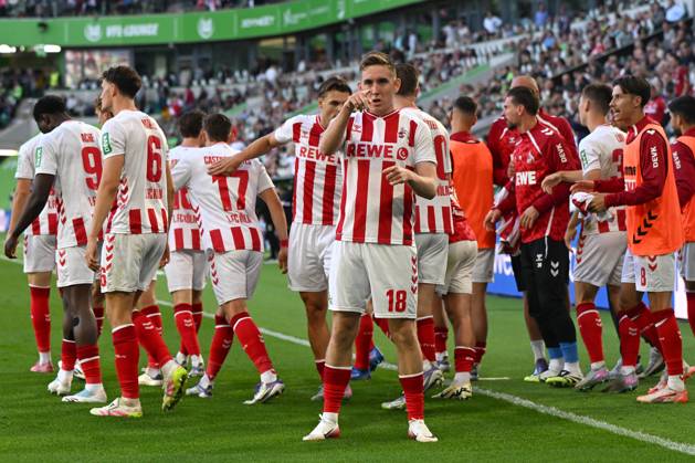 Isak Johannesson (1. FC Koeln) Torjubel, jubelt nach seinem Treffer zum 2:2 waehrend des Spiels der Bundesliga zwischen VfL Wolfsburg und 1. FC Köln, Volkswagen Arena am 13. September 2025 in Wolfsburg, Deutschland. (Foto von Ralf Treese DeFodi Images) +++ Isak Johannesson (1. FC Koeln) celebrates after scoring his team™s second goal during the Bundesliga match between VfL Wolfsburg and 1. FC Köln at Volkswagen Arena on September 13, 2025 in Wolfsburg, Germany. (Photo by Ralf Treese DeFodi Images) DFL regulations prohibit any use of photographs as image sequences and or quasi-video. (Photo by Ralf Treese DeFodi Images)