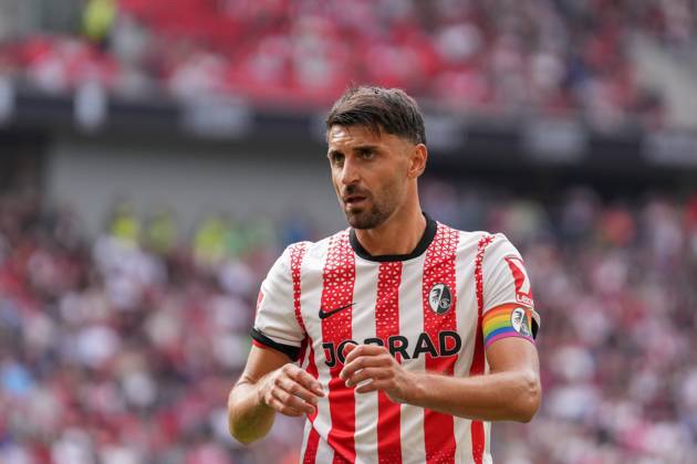 Vincenzo Grifo (SC Freiburg, 32) , Deutschland, Fussball, 1. Bundesliga, 3.Spieltag, 2025 2026, SC Freiburg vs. VfB Stuttgart, 13.09.2025, Europa-Park Stadion, Freiburg, Deutschland DFL REGULATIONS PROHIBIT ANY USE OF PHOTOGRAPHS AS IMAGE SEQUENCES AND OR QUASI-VIDEO. Freiburg Europa-Park Stadion Baden-Württemberg Deutschland Copyright: xArnexAmbergx
