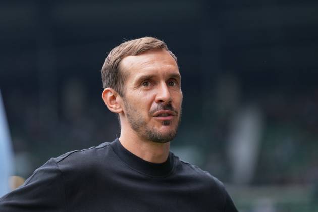 Julian Schuster (SC Freiburg, Trainer) , Deutschland, Fussball, 1. Bundesliga, 4.Spieltag, 2025 2026, SV Werder Bremen vs. SC Freiburg, 20.09.2025, Weserstadion, Bremen, Deutschland DFL REGULATIONS PROHIBIT ANY USE OF PHOTOGRAPHS AS IMAGE SEQUENCES AND OR QUASI-VIDEO. Bremen Weserstadion Bremen Deutschland Copyright: xArnexAmbergx