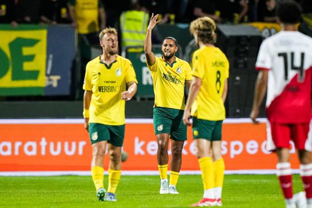 SITTARD - Mohamed Ihattaren of Fortuna Sittard celebrates the 1-0 goal during the Dutch Eredivisie match between Fortuna Sittard and FC Utrecht at the Fortuna Sittard Stadium on September 20, 2025, in Sittard, Netherlands. ANP TOBIAS KLEUVER Eredivisie 2025 26 xVIxANPxSportx xxANPxIVx 536981220 originalFilename: 536981220