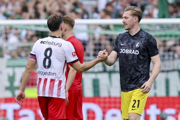 Maximilian Eggestein (SC Freiburg) und Torhueter Florian Mueller (SC Freiburg) jubeln, Bundesliga, SV Werder Bremen v Club Freiburg, Weserstadion am 20. September 2025 in Bremen, Deutschland. (Foto von Marco Steinbrenner DeFodi Images) Maximilian Eggestein (SC Freiburg) und Torhueter Florian Mueller (SC Freiburg) cheer, Bundesliga, SV Werder Bremen v Sport-Club Freiburg, Weserstadion, September 20, 2025 in Bremen, Germany. (Photo by Marco Steinbrenner DeFodi Images) DFL regulations prohibit any use of photographs as image sequences and or quasi-video. Maximilian Eggestein SC Freiburg and goalkeeper Florian Mueller SC Freiburg cheer, Bundesliga, SV Werder Bremen v Sport Club Freiburg, Weserstadion, September 20, 2025 in Bremen, Germany Photo by Marco Steinbrenner DeFodi Images Maximilian Eggestein SC Freiburg and goalkeeper Florian Mueller SC Freiburg cheer, Bundesliga, SV Werder Bremen v Sport Club Freiburg, Weserstadion, September 20, 2025 in Bremen, Germany Photo by Marco Steinbrenner DeFodi Images DFL regulations prohibit any use of photographs as image sequences and or quasi video