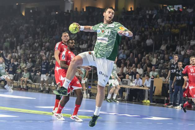 im Bild v.l.: Mijajlo Marsenic (Fuechse Berlin), GER, Berlin, Handball, Fuechse Berlin vs MT Melsungen, DAIKIN Handball-Bundesliga, in der Max Schmeling Halle, 21.09.2025, Copyright: HMBxMedia UwexKoch