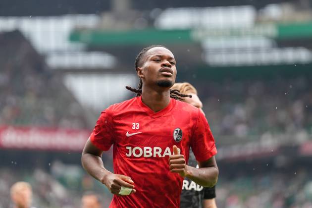 Jordy Makengo (SC Freiburg, 33) , Deutschland, Fussball, 1. Bundesliga, 4.Spieltag, 2025 2026, SV Werder Bremen vs. SC Freiburg, 20.09.2025, Weserstadion, Bremen, Deutschland DFL REGULATIONS PROHIBIT ANY USE OF PHOTOGRAPHS AS IMAGE SEQUENCES AND OR QUASI-VIDEO. Bremen Weserstadion Bremen Deutschland Copyright: xArnexAmbergx