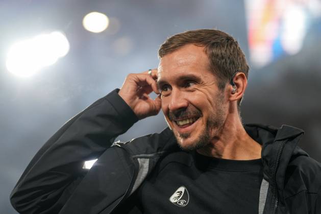 Julian Schuster (SC Freiburg, Trainer) , Deutschland, Fussball, UEFA Europa League, 1.Spieltag, Ligaphase, 2025 2026, SC Freiburg vs. FC Basel, 24.09.2025, Europa-Park Stadion, Freiburg, Deutschland Freiburg Europa-Park Stadion Baden-Württemberg Deutschland Copyright: xArnexAmbergx