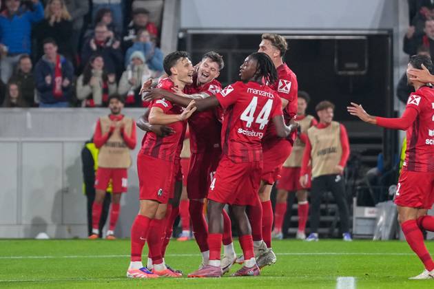 Maximilian Eggestein (SC Freiburg, 08) Torjubel, Emotionen, Torschuss, Abschluss, Torerfolg, Tor, Treffer , Deutschland, Fussball, UEFA Europa League, 1.Spieltag, Ligaphase, 2025 2026, SC Freiburg vs. FC Basel, 24.09.2025, Europa-Park Stadion, Freiburg, Deutschland Freiburg Europa-Park Stadion Baden-Württemberg Deutschland Copyright: xArnexAmbergx