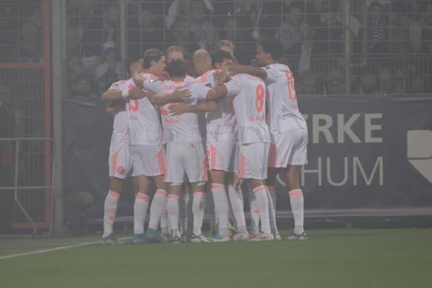 27.09.2025, xgrfx, Fussball 2.Bundesliga, VfL Bochum - Fortuna Duesseldorf v.l. Tor, Tim Oberdorf (Fortuna Düsseldorf) (DFL DFB REGULATIONS PROHIBIT ANY USE OF PHOTOGRAPHS as IMAGE SEQUENCES and or QUASI-VIDEO) Bochum